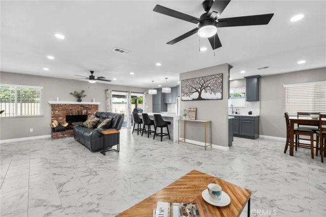 9846 Tamarind Avenue, Bloomington, CA 92316