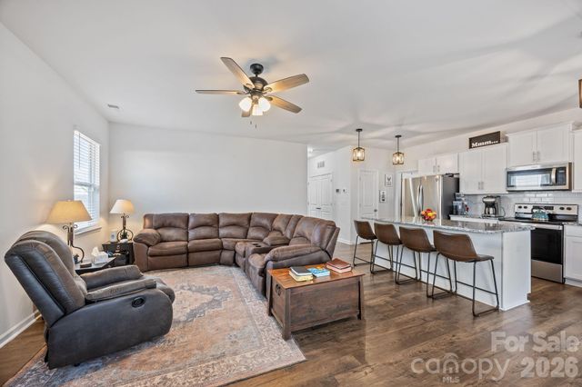 209 Marathon Lane, Candler, NC 28715