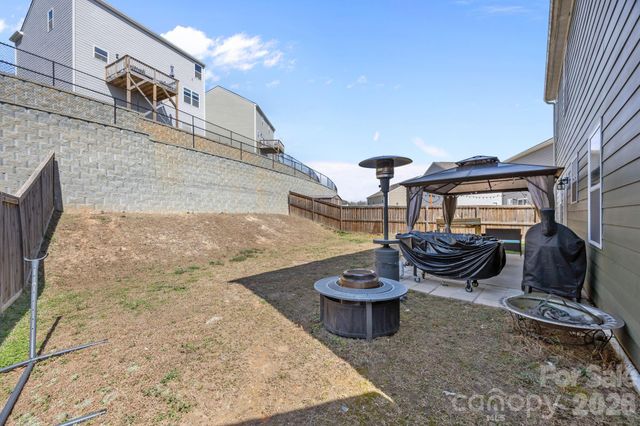 209 Marathon Lane, Candler, NC 28715