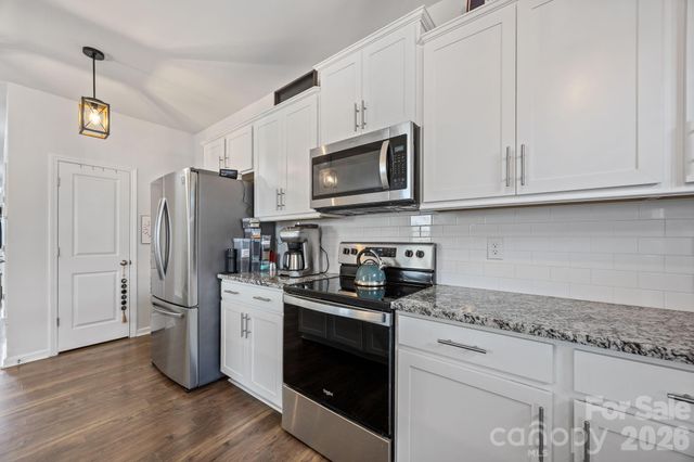 209 Marathon Lane, Candler, NC 28715