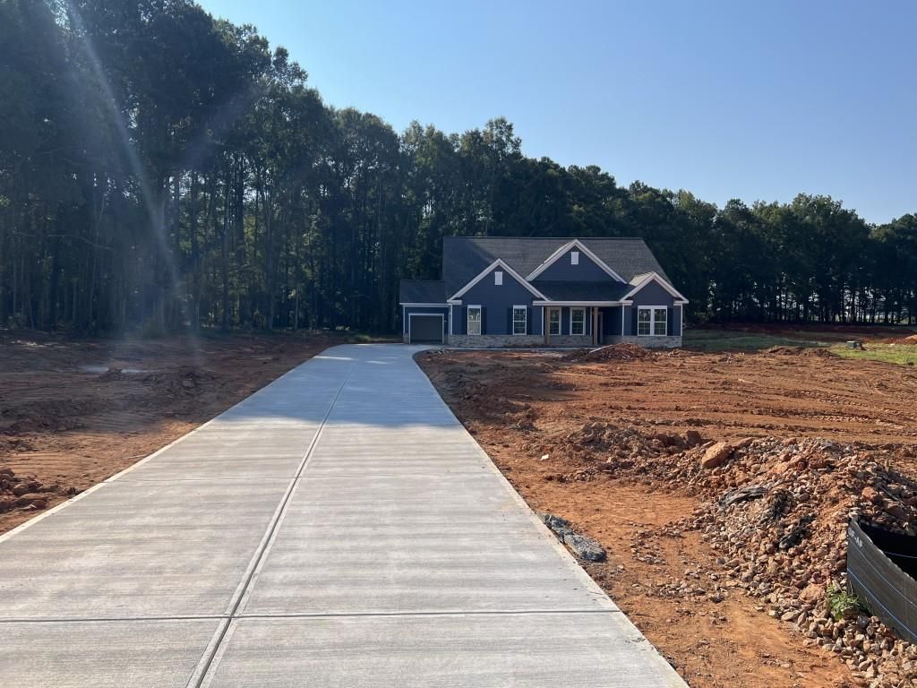 241 Cherokee Court, Good Hope, GA 30641