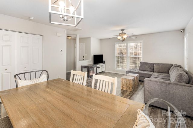 9562 Littleleaf Drive, Charlotte, NC 28215