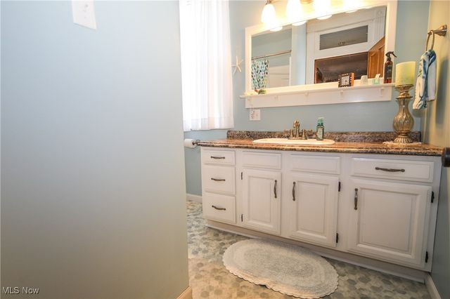 501 E Main Street, Barnesville, OH 43713