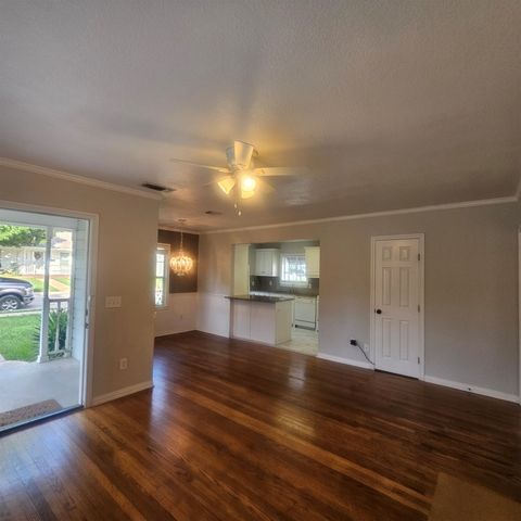 307 N Bradley Street A, Mckinney, TX 75069
