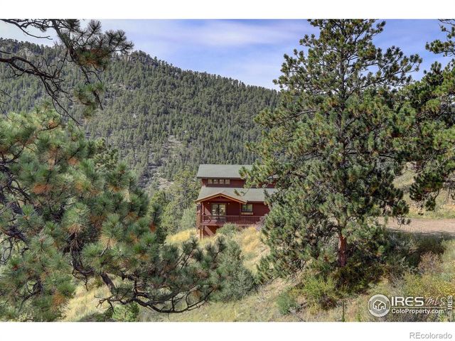 575 Bulwark Ridge Drive, Glen Haven, CO 80532