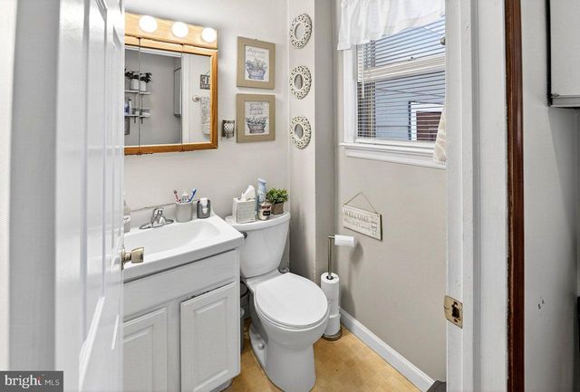 402-404 WASHINGTON, Hainesport, NJ 08036