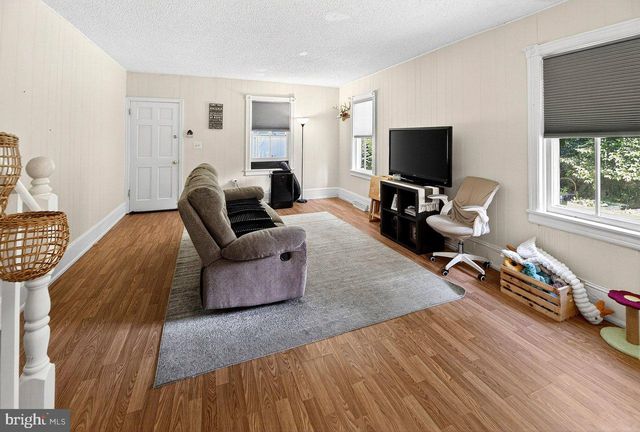 402-404 WASHINGTON, Hainesport, NJ 08036