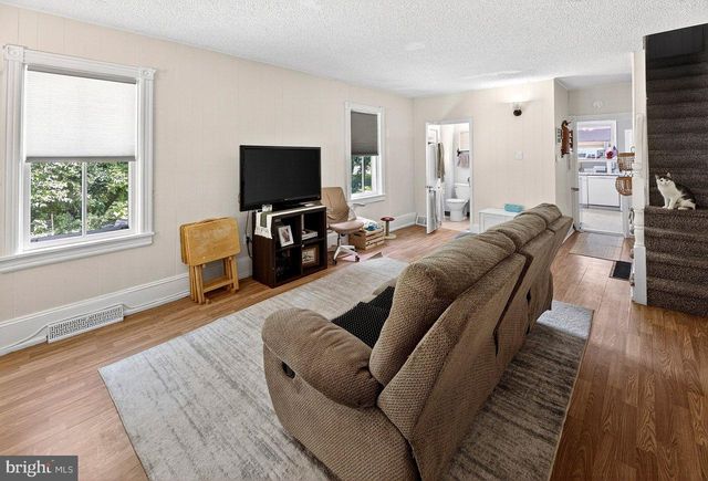 402-404 WASHINGTON, Hainesport, NJ 08036