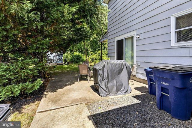 402-404 WASHINGTON, Hainesport, NJ 08036