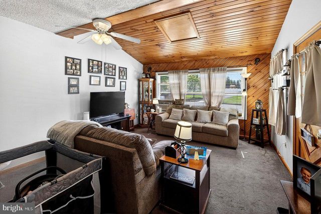 402-404 WASHINGTON, Hainesport, NJ 08036