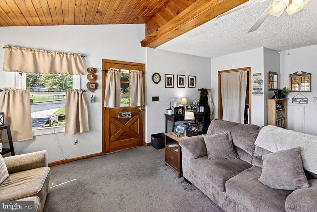 402-404 WASHINGTON, Hainesport, NJ 08036