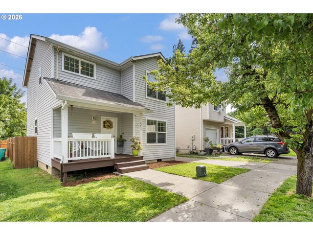 8253 N BLISS St, Portland, OR 97203