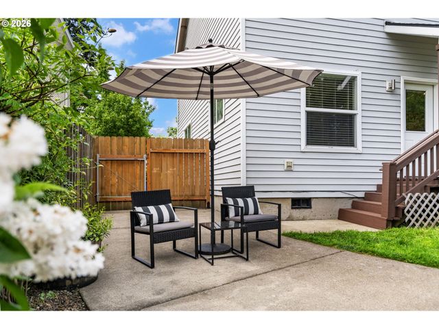 8253 N BLISS St, Portland, OR 97203