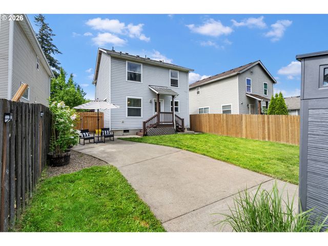 8253 N BLISS St, Portland, OR 97203