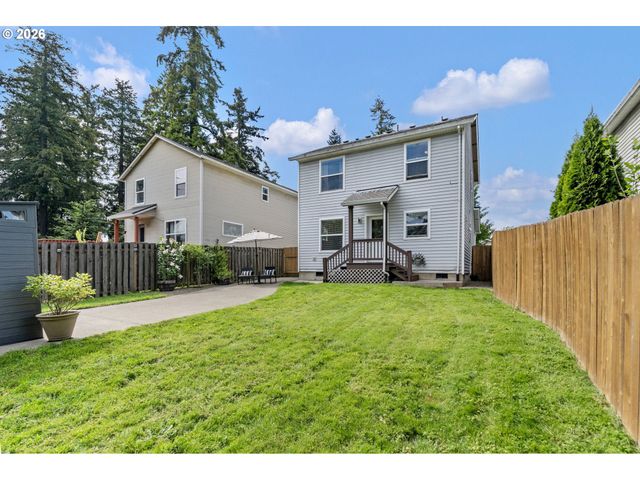 8253 N BLISS St, Portland, OR 97203