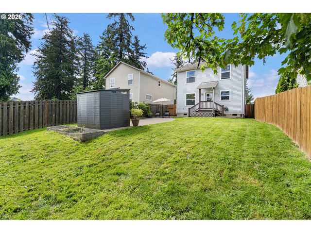 8253 N BLISS St, Portland, OR 97203