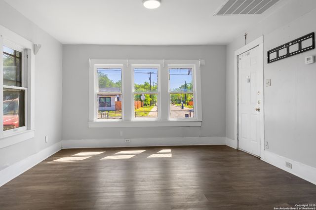 1007 Pine, San Antonio, TX 78210