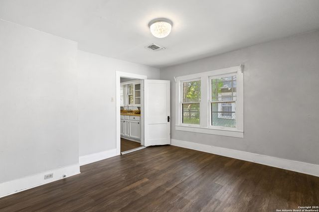 1007 Pine, San Antonio, TX 78210