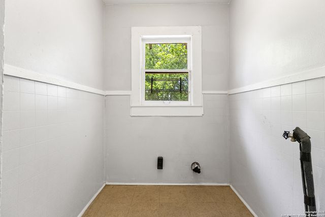 1007 Pine, San Antonio, TX 78210