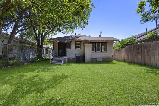1007 Pine, San Antonio, TX 78210