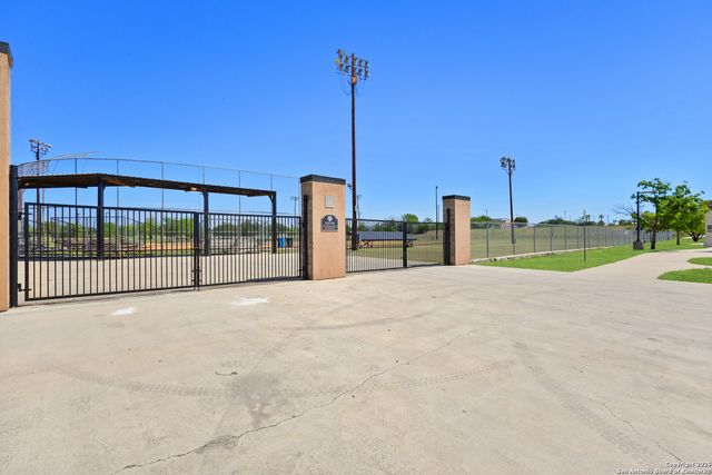 1007 Pine, San Antonio, TX 78210