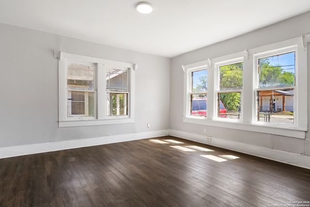 1007 Pine, San Antonio, TX 78210