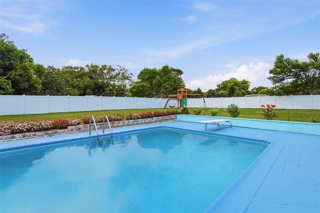 54 MAGNOLIA DRIVE, Debary, FL 32713