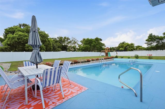 54 MAGNOLIA DRIVE, Debary, FL 32713