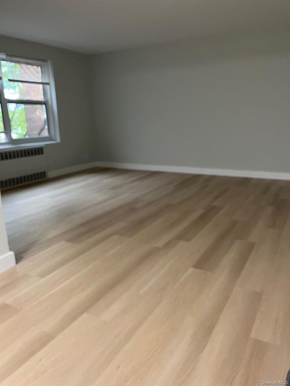 147-35 38th Ave B44, Flushing, NY 11354 — photo 3
