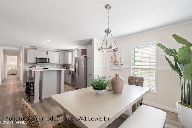 6801 Lewis Drive SE, Winnabow, NC 28479