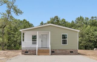 6801 Lewis Drive SE, Winnabow, NC 28479