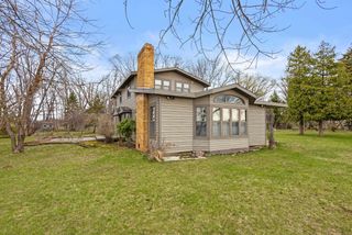 2108 WOODLAWN LANE, Appleton, WI 54914