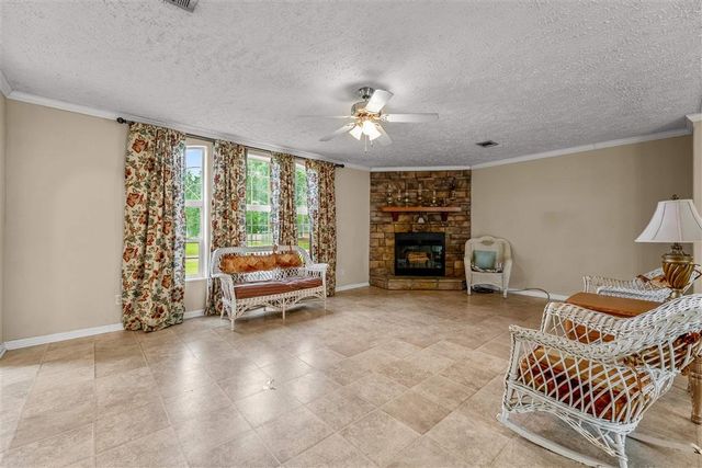 1740 Owens Street, Sulphur, LA 70663