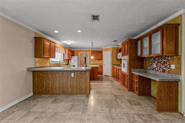 1740 Owens Street, Sulphur, LA 70663
