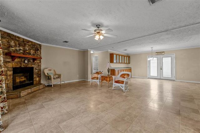1740 Owens Street, Sulphur, LA 70663