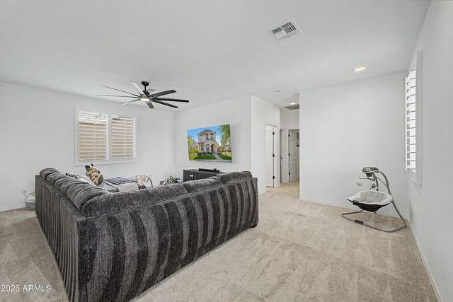 1993 W HIDE Trail, Phoenix, AZ 85085