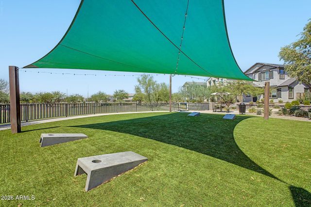 1993 W HIDE Trail, Phoenix, AZ 85085