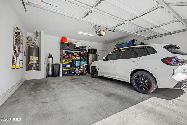 1993 W HIDE Trail, Phoenix, AZ 85085