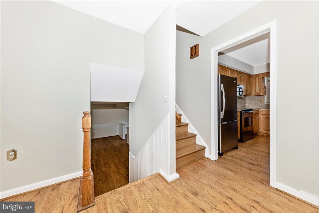 Image 15 of property listing at 8211 WINTER SNOW CT, Frederick, MD 21702