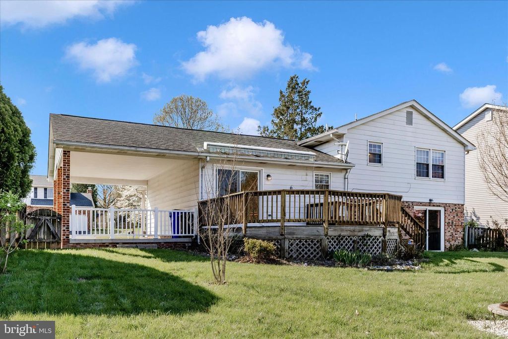 Image 43 of property listing at 8211 WINTER SNOW CT, Frederick, MD 21702