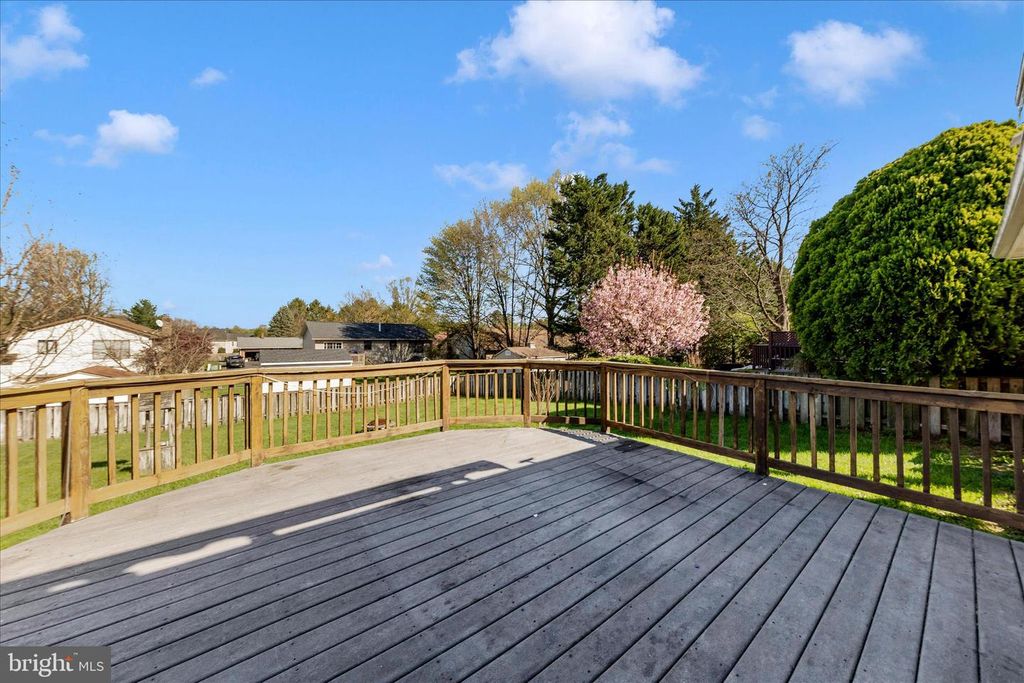 Image 53 of property listing at 8211 WINTER SNOW CT, Frederick, MD 21702