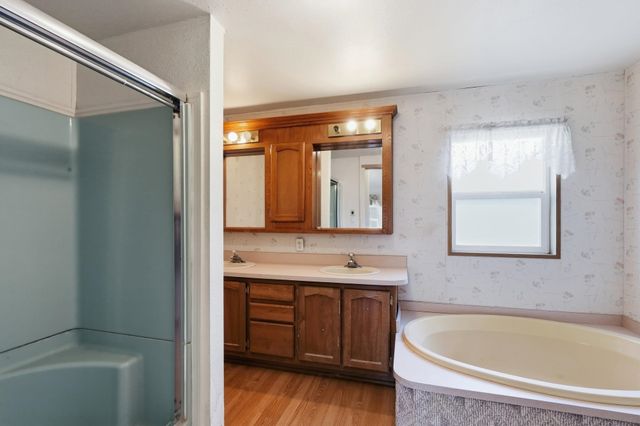4112 E Center Rd, Mead, WA 99201