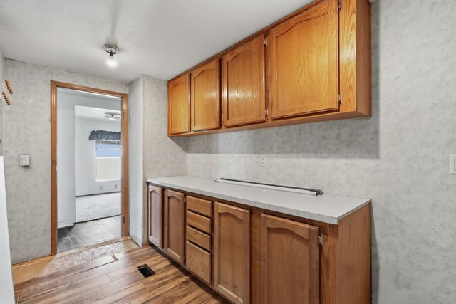 4112 E Center Rd, Mead, WA 99201