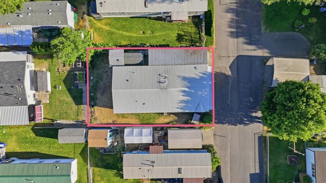 4112 E Center Rd, Mead, WA 99201