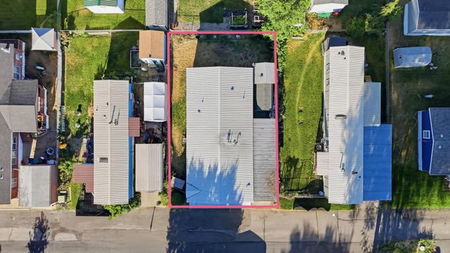 4112 E Center Rd, Mead, WA 99201