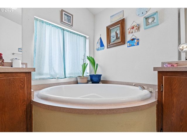 16500 Se 1ST St 118, Vancouver, WA 98684