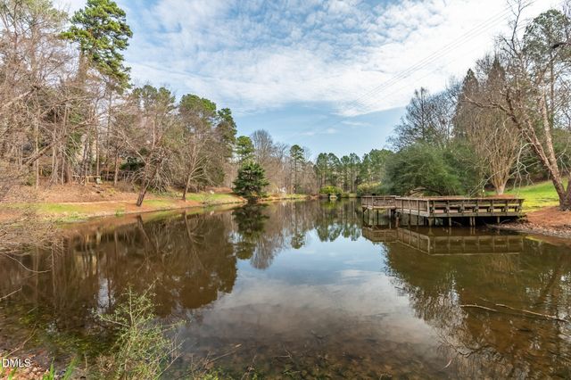 407 Waterside Drive, Carrboro, NC 27510