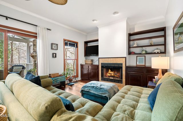 407 Waterside Drive, Carrboro, NC 27510