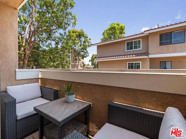 7825 Seaglen Drive, Huntington Beach, CA 92648