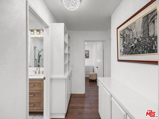 7825 Seaglen Drive, Huntington Beach, CA 92648